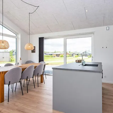 10 Person In Hébergement de vacances *
