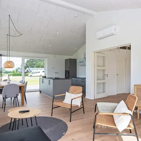 Feriehus 10 Person In
